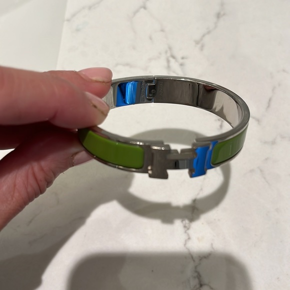 SOLD! Hermes Clic H Lime Green PM Bracelet . Gorgeous! unavailable at Hermes - Picture 4 of 6